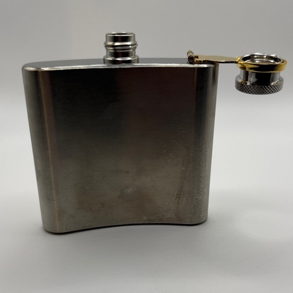 Royal Salute Scotch Whiskey Stainless Steel 4 oz Flask - Picture 10 of 14